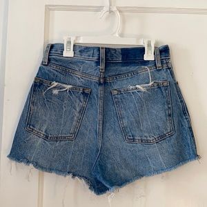 Abercrombie distressed shorts size 2